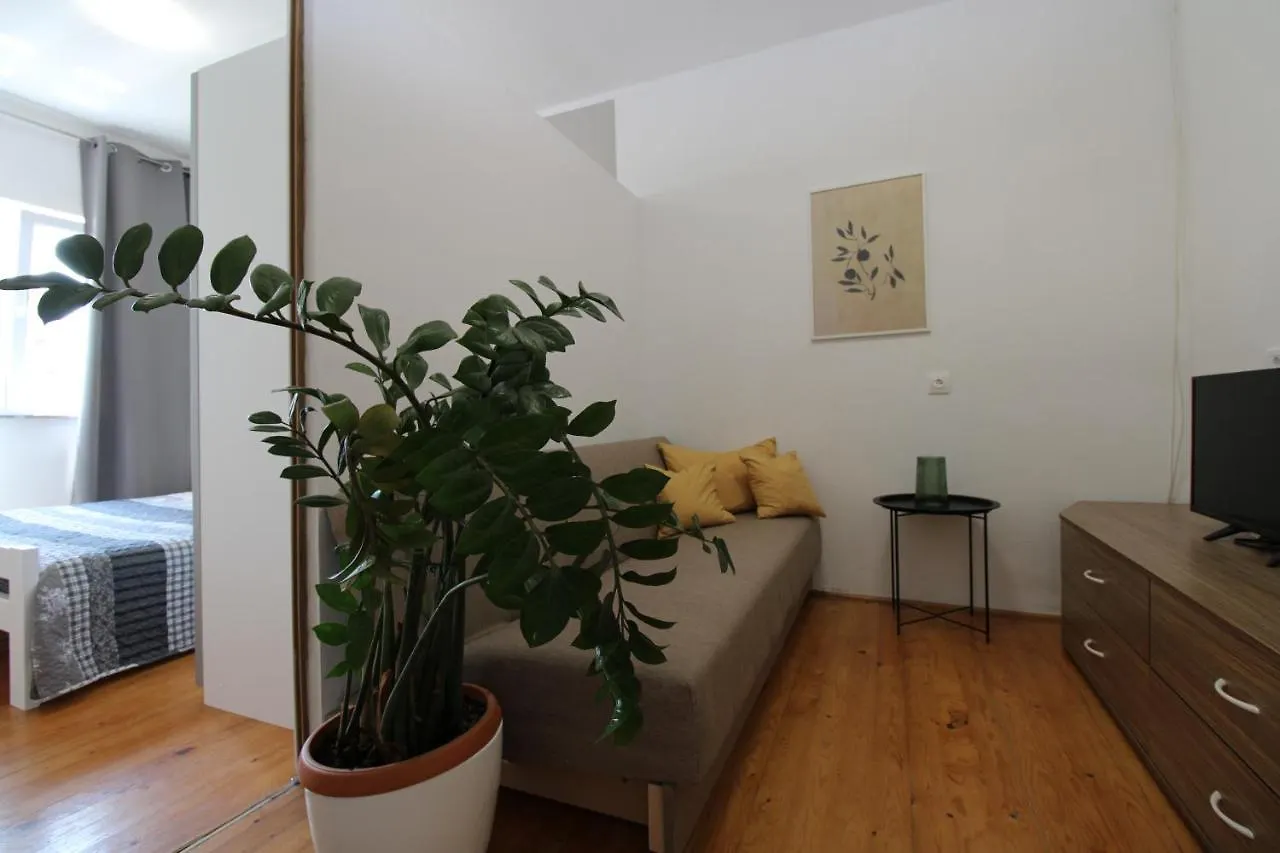Apartment Padulj 1365 Pula 0*,