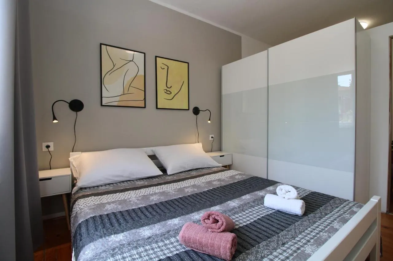 Apartment Padulj 1365 Pula Croatia