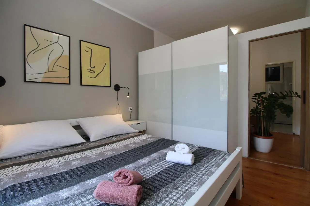 Apartment Padulj 1365 Pula Croatia