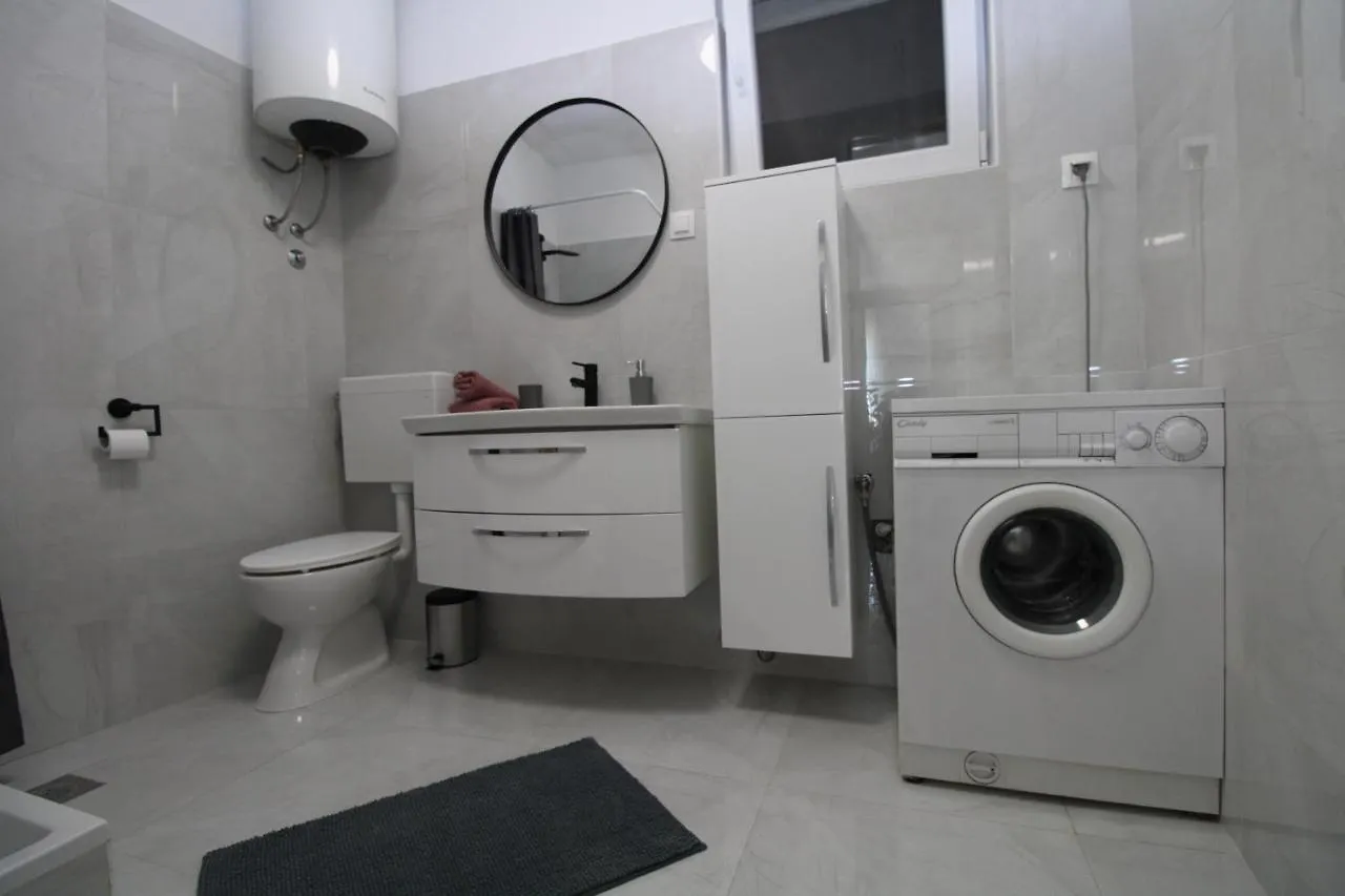 Apartment Padulj 1365 Pula
